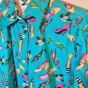 Dizzy Lizzy “tizzie” Rome top in turquoise shoe!